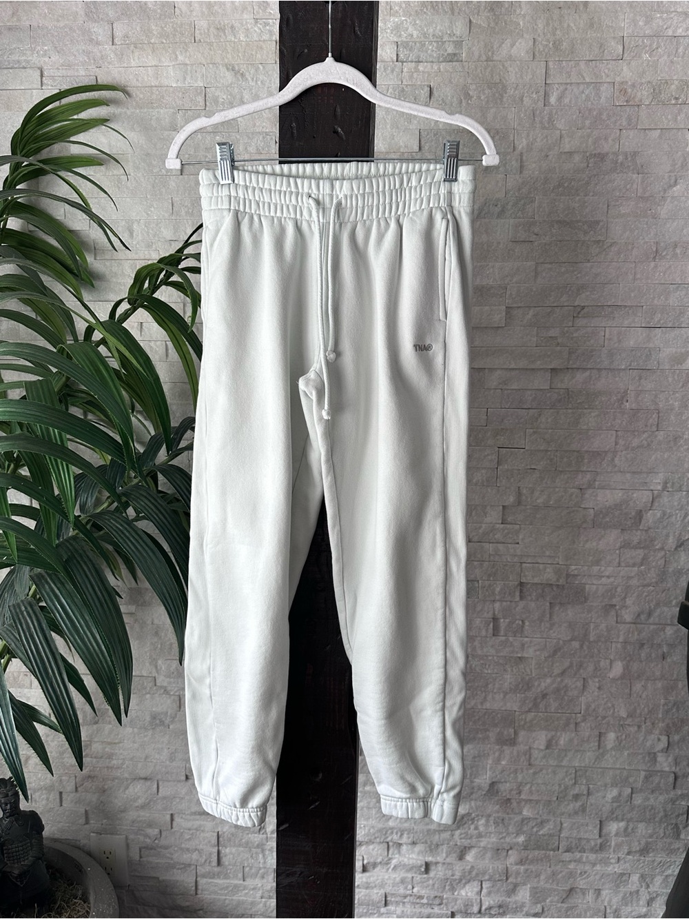 TNA Agave Green Jogger Sweatfleece Boyfriend Fit Joggers Size XS